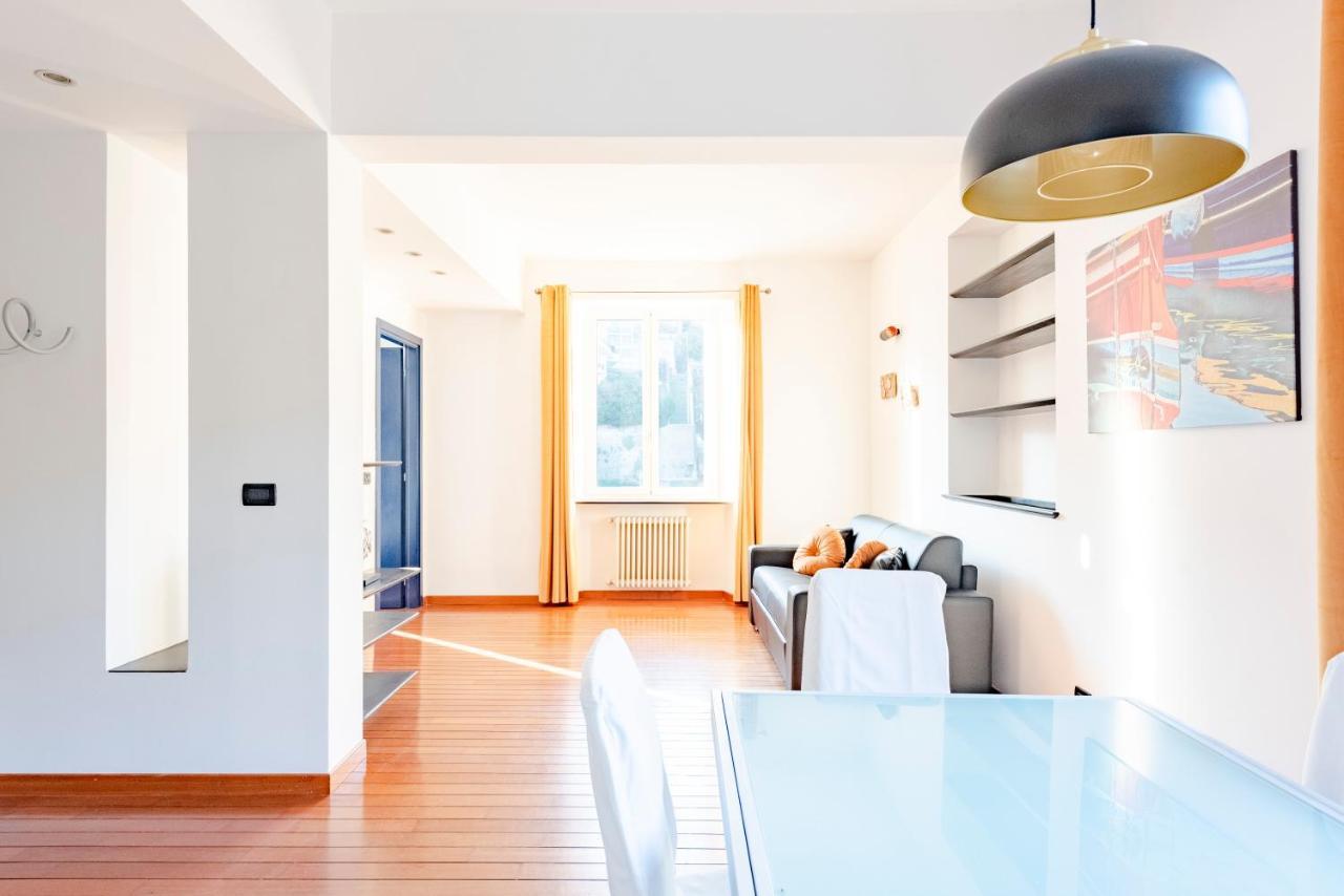 Joivy Modern Flat Next To The Sea Apartment Genoa Exterior photo