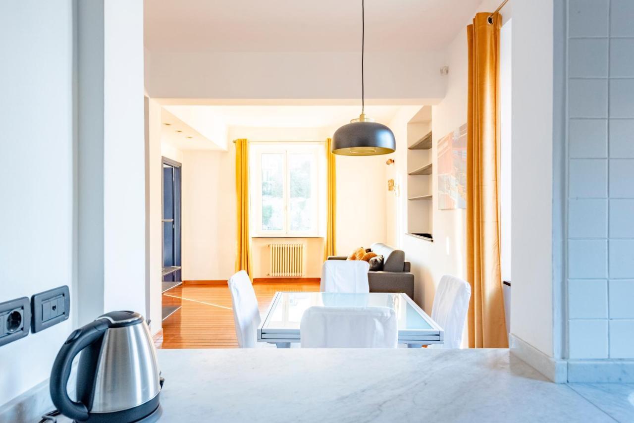 Joivy Modern Flat Next To The Sea Apartment Genoa Exterior photo