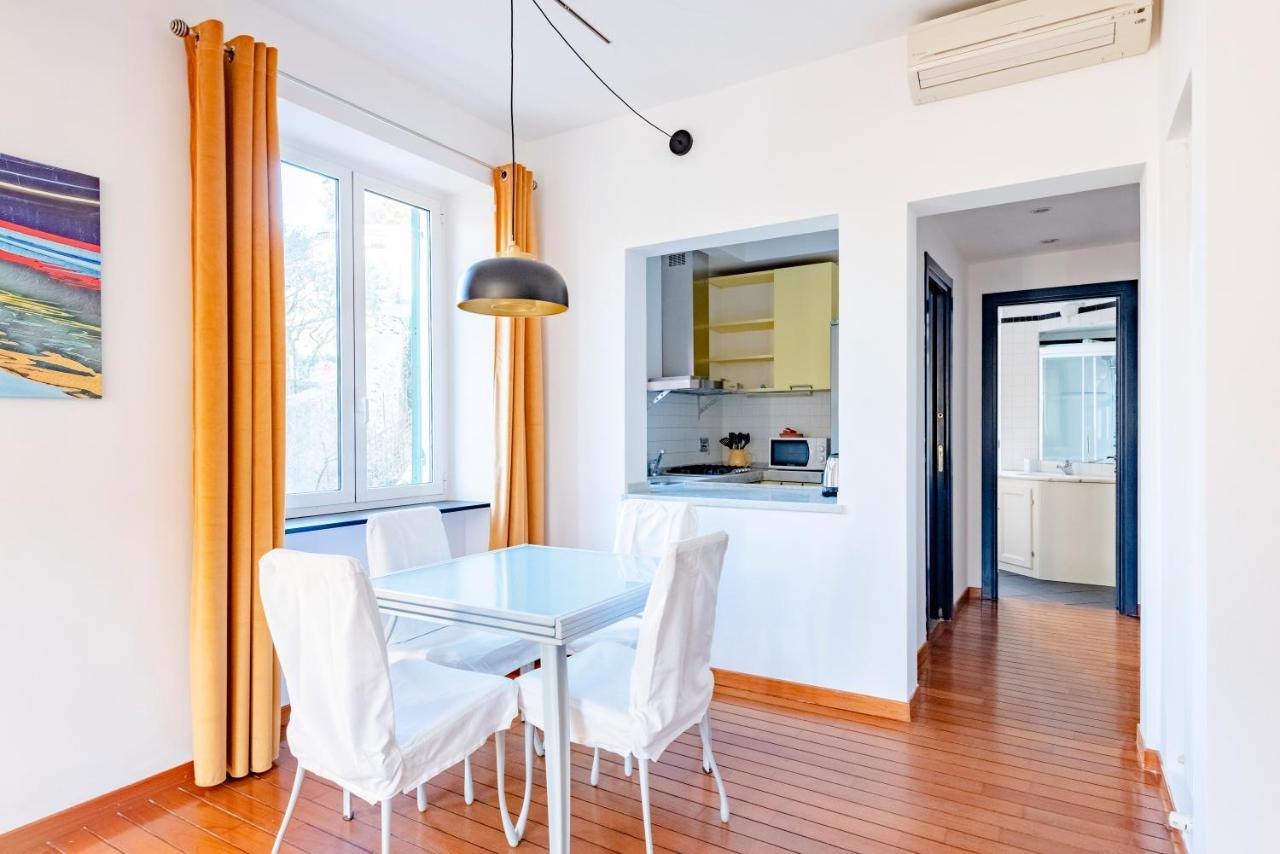 Joivy Modern Flat Next To The Sea Apartment Genoa Exterior photo